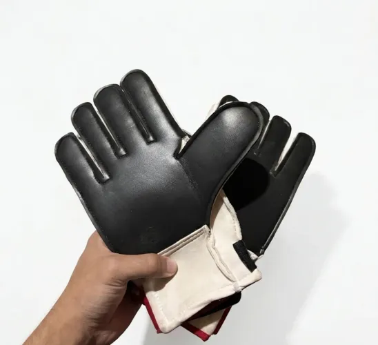 LUVAS DE GOLEIRO ADULTO