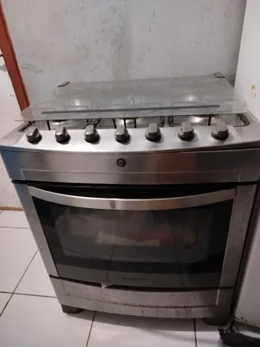 Vendo Fogão 6 bocas inox