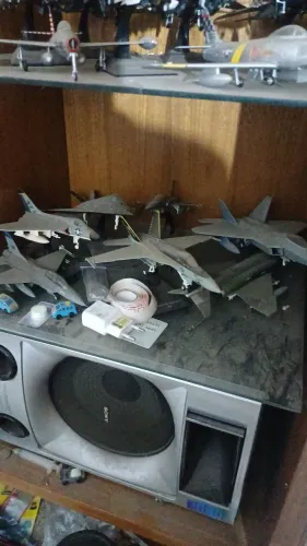 Miniatura aviões de combate