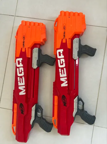 Lanca Dardo Nerf Mega Twinshock - Hasbro