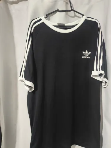 Camiseta Adidas original