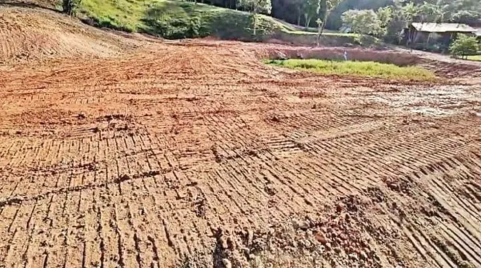 EXCELENTE TERRENO COM 36.000M² EM SOROCABA - BIGUAÇU/SC