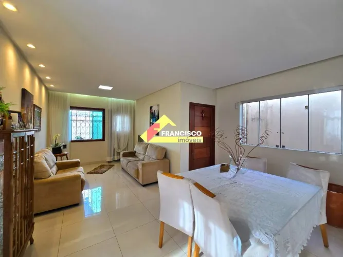 Casa à venda, 2 quartos, 1 suíte, 2 vagas, Manoel Valinhas - Divinópolis/MG