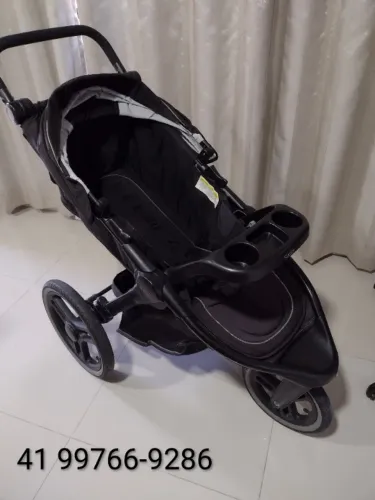 Carrinho de bebê para corrida com bebê conforto 