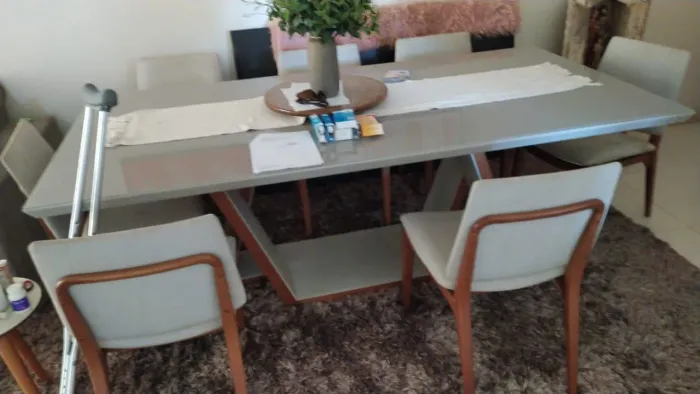 Mesa de 8 lugares 