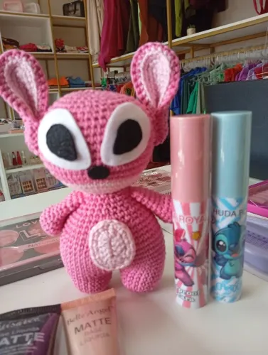 Máscara de cílios stitch e Angel