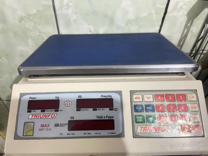 balança comercial digital Triunfo Max DST-15-C