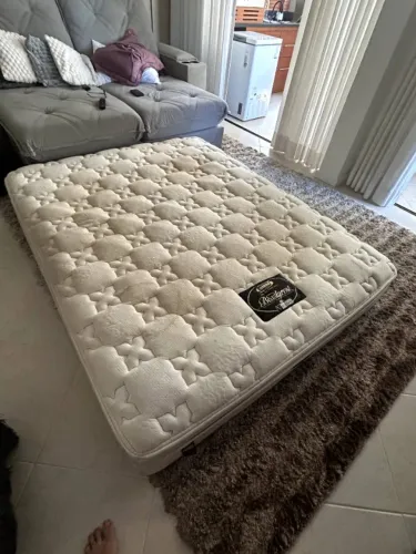 Colchão Queen Size Simmons Beautyrest Vegas (Usado) - Conforto de Hotel 5 Estrelas