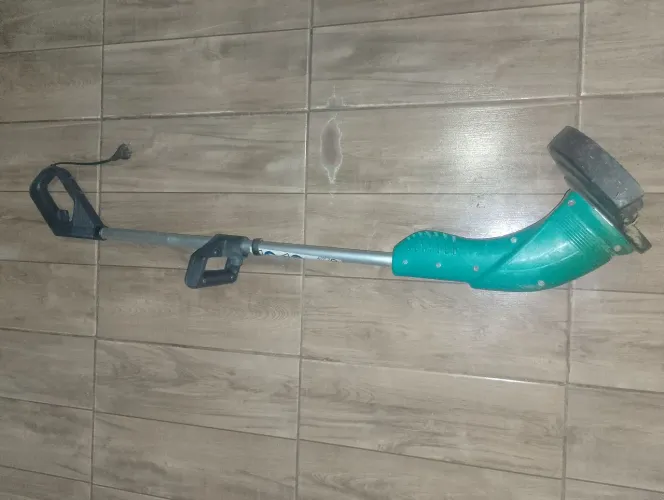 Aparador de grama fio duplo 700w 220v 