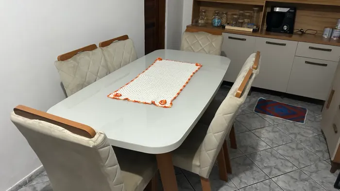 Mesa 6 cadeiras 