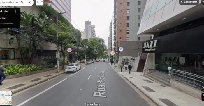 Conjunto comercial de alto padrão no Jardim América com 3 vagas de garagem e 170m² de área