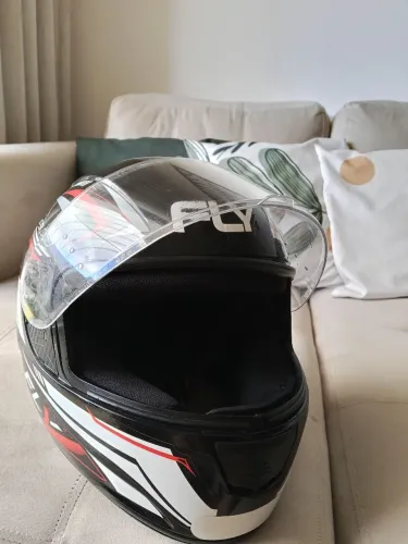 Capacete para motociclista Flay Tamanho 58