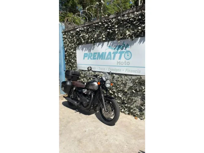 Triumph Bonneville t120 black 2025