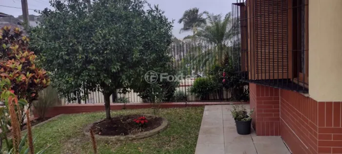 Casa à venda Rua Leonel Vargas, Morro Santana - Porto Alegre