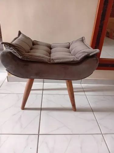 Vendo banco estofado para penteadeira 