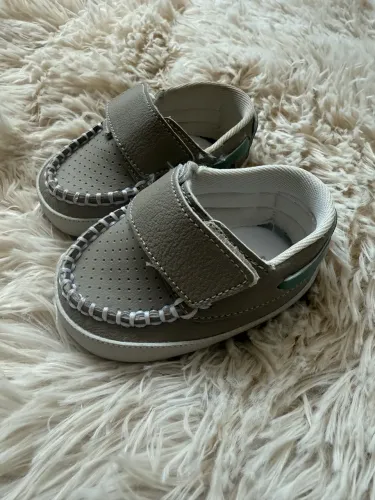 Sapatos infantil