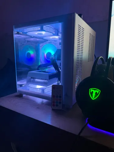Computador gamer i5 12400f + rx 9060 xt