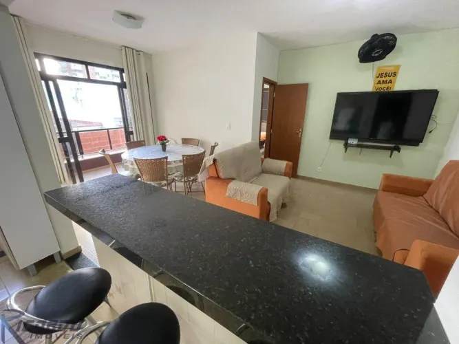 Apartamento à venda 2 quartos na quadra do mar da Praia do Morro, Guarapari E.S