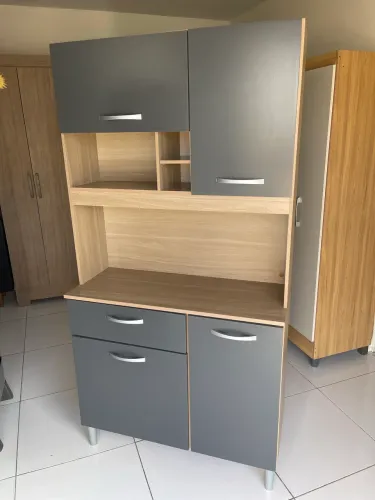 Armário de cozinha pequeno Semi novo