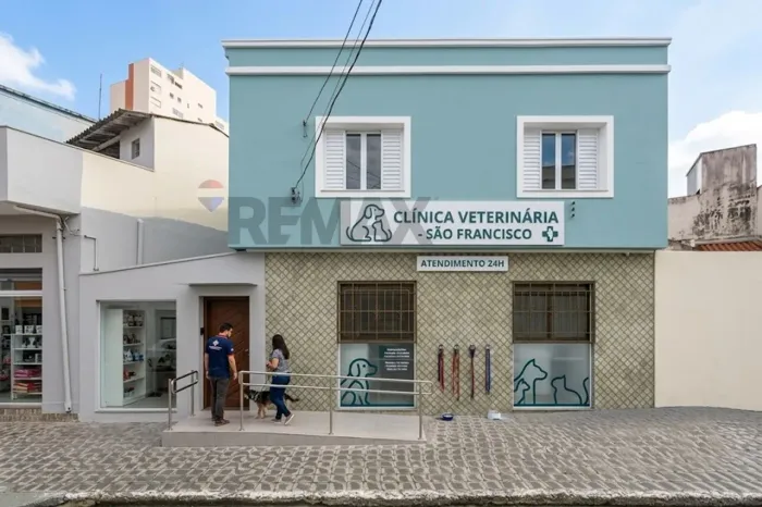 Casa Comercial à Venda no Tatuapé | Rua Icaraí | Próxima ao Metrô Carrão | Ideal para Clín