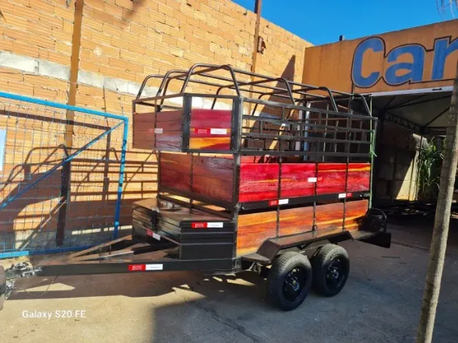 Carretinha boiadeira pra dois animais de grande porte sub grande removível pode usar como