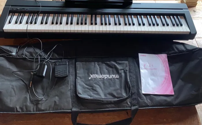 Piano Digital Yamaha P 45 - Produto Seminovo