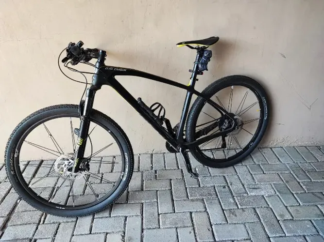 Bicicleta Caloi Carbono Sport 29"