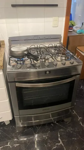 Fogão 6 bocas Brastemp inox ótimo estado e funcionamento