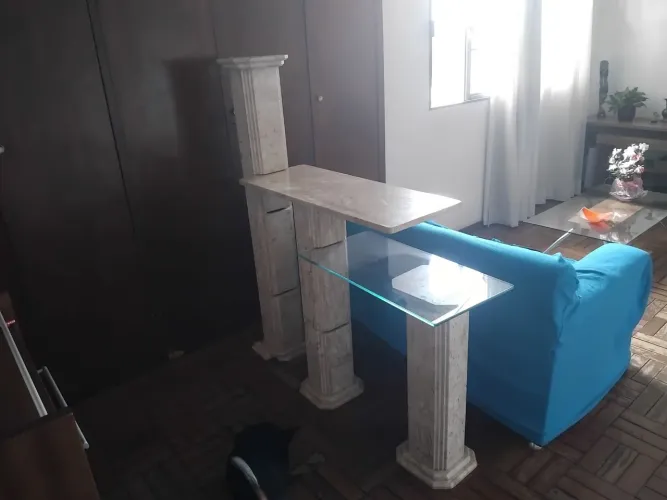 Aparador em mármore travertino 