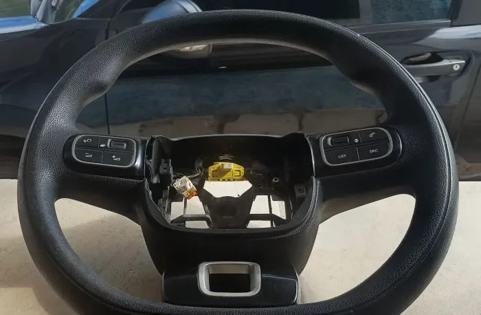 Volante C4 cactus usado 