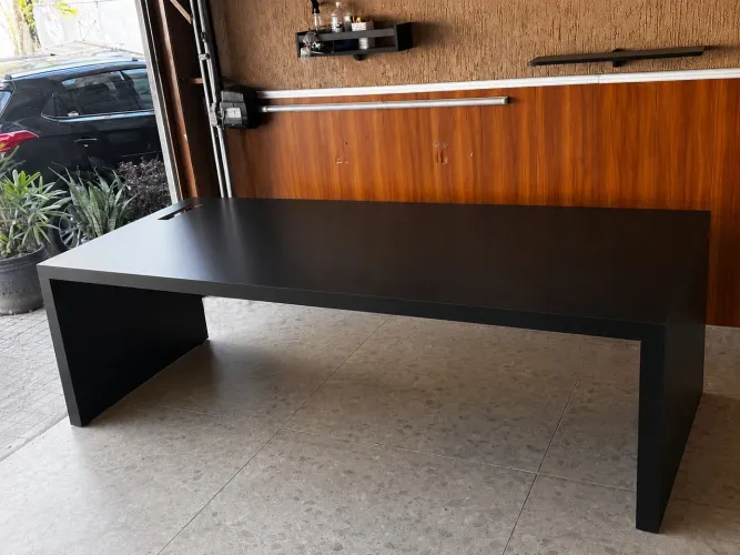 Mesa grande preta 