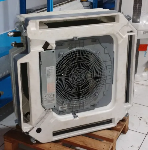 UNIDADE EVAPORADORA CASSETE SAMSUNG 36000 BTU INVERTER Q/F 220V 4 VIAS MOD AC036MN4DKH