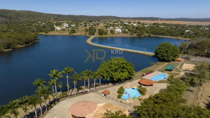 Lote a Venda no Condomínio Aguas da Serra, em Hidrolândia - Goiás, 2.629,21 m²