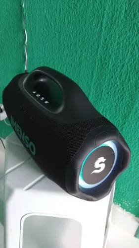 Caixa de som imenso 