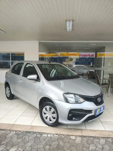 Toyota Etios X 1.3 Flex 16V 5P Mec. 2020