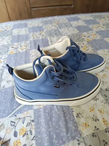 Tenis redley novo