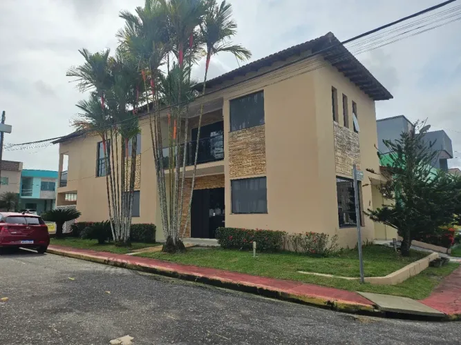 Lotus vende casa de 4/4 (3 suítes) na Augusto Montenegro - Residencial Park Ville