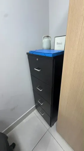 Arquivo de Gavetas de Escritório Preto