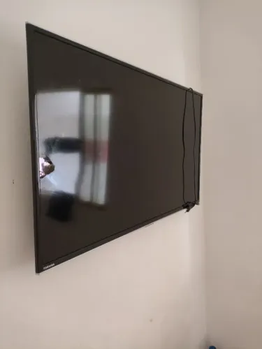 Tv Smart 42 Polegadas Display quebrado semp Toshiba 