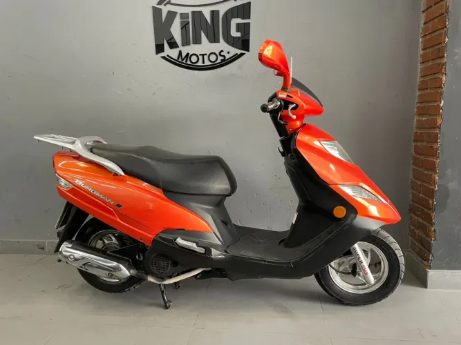 Suzuki BURGMAN Gasolina Automático