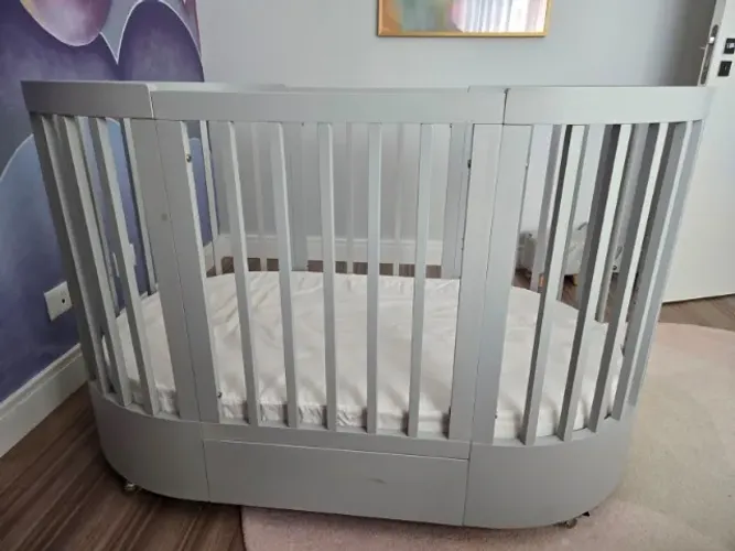 Berço Oval Evolutivo Wave Divicar + Colchões