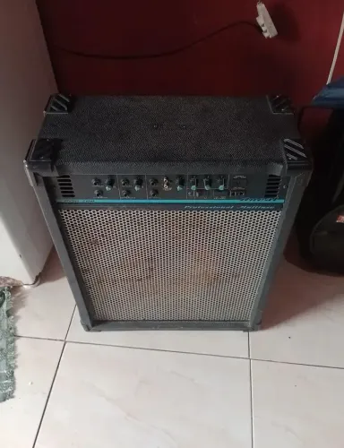 Caixa Amplificada potente