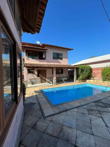 Casa 3 suítes com piscina no Mirante da Lagoa