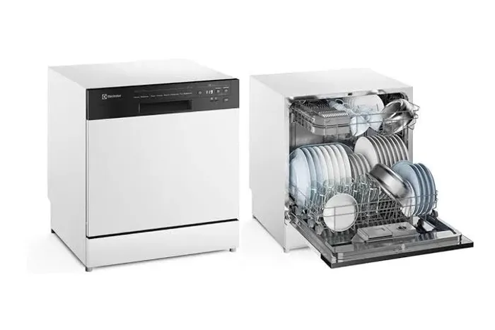 Lava-Louça Electrolux 8 Serviços Inox com Programa Lava & Seca 50 min (LS08E) 220V