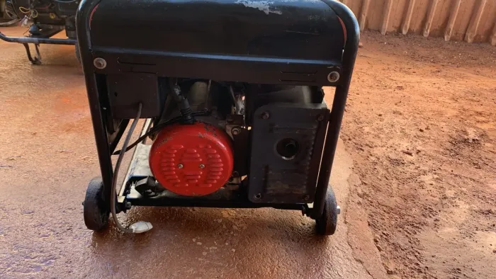 Vendo Gerador Kawashima 8kva