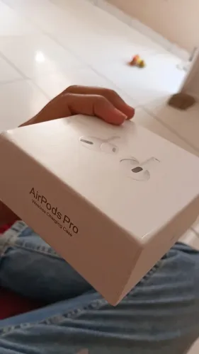 Fone de ouvido (AirPods Pro)