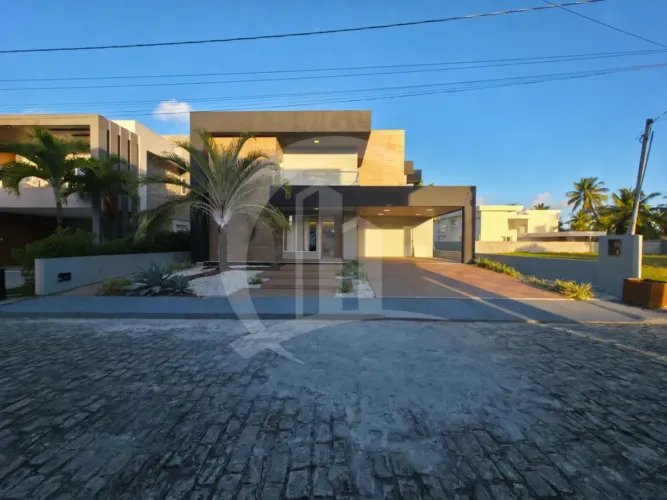 Casa Duplex de Alto Padrão à Venda no Maikai | 4 Quartos, 3 Suítes, Piscina e Área Gourmet