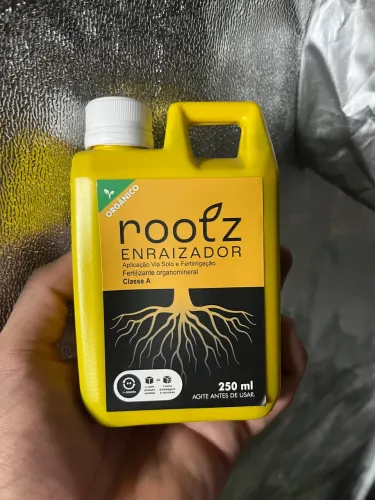 Fertilizante Enraizador Rootz 250ml