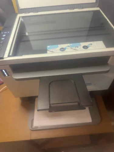 VENDO IMPRESSORA SEMINOVA HP LASER JET TANK 1602W