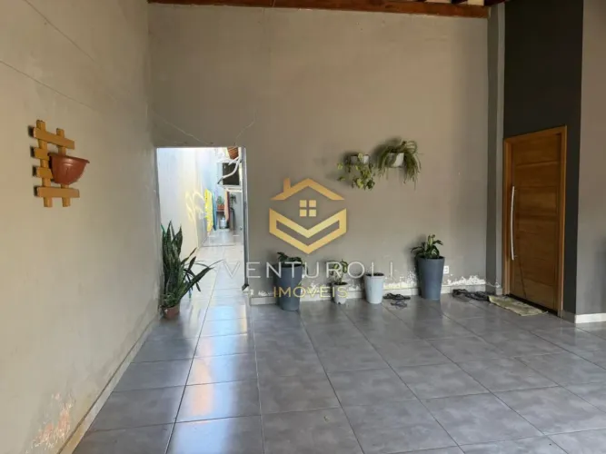 Casa para venda com 170 m² e 2 quartos em Parque Residencial Jardim Araruna, Bauru - SP